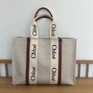 Chloe Large Woody Tote in White/Brown